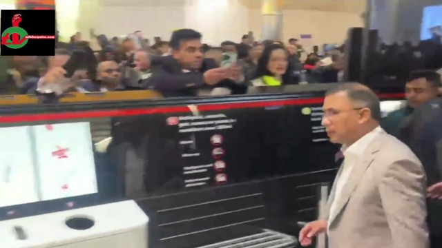 লন্ডনের হিথরো বিমানবন্দরে তারেক রহমান, দেশে ফেরার আনুষ্ঠানিক যাত্রা শুরু